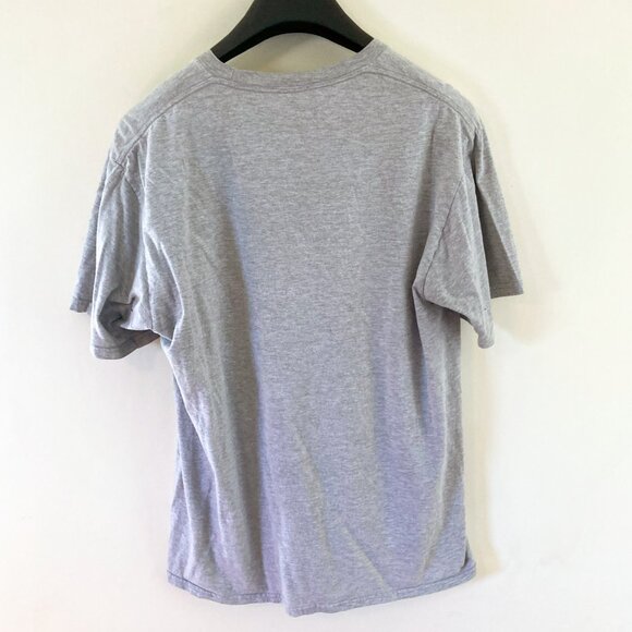 Yak & Yeti Restaurant Orlando Disney World Tiger Tee Shirt Large Gray Merch L - Picture 5 of 5